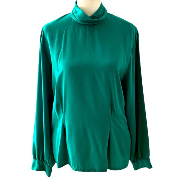 Vintage Tops - Vintage 80s / 90s Pendleton Emerald Green Silky Blouse - size women’s 8 medium
